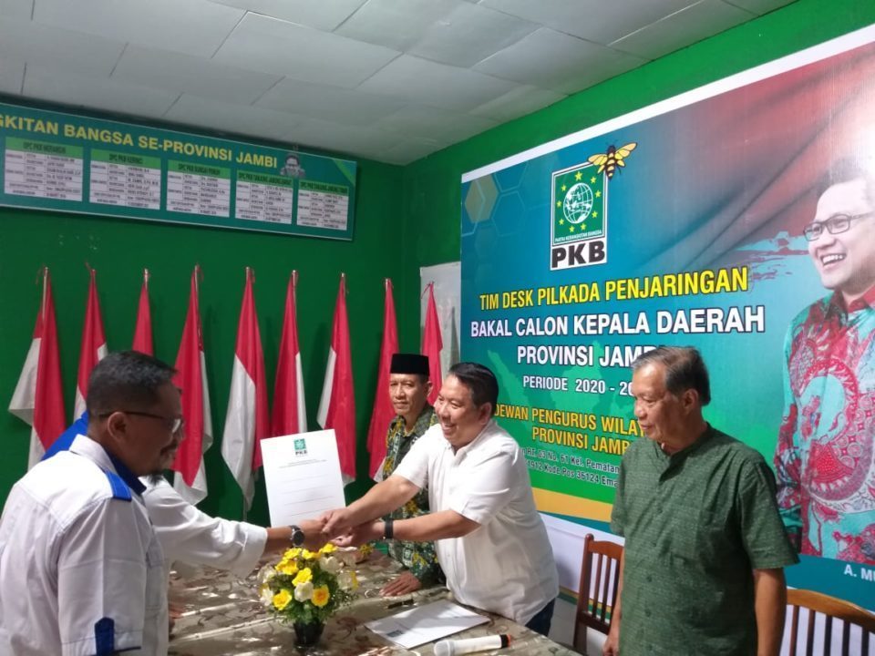 Serius Maju Pilgub, Siang Tadi H Bakri Ambil Formulir di PKB
