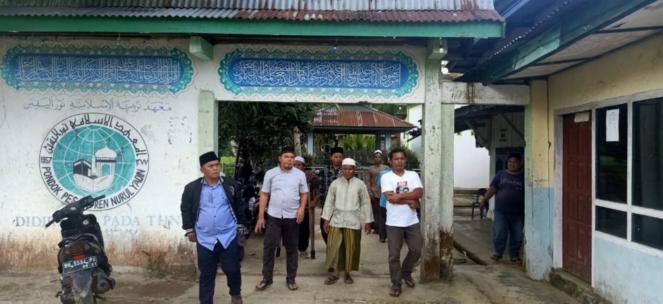 Silaturrahmi ke Ponpes Nurul Yakin Merangin, Sofyan Ali Dorong Pemda Bantu Asrama