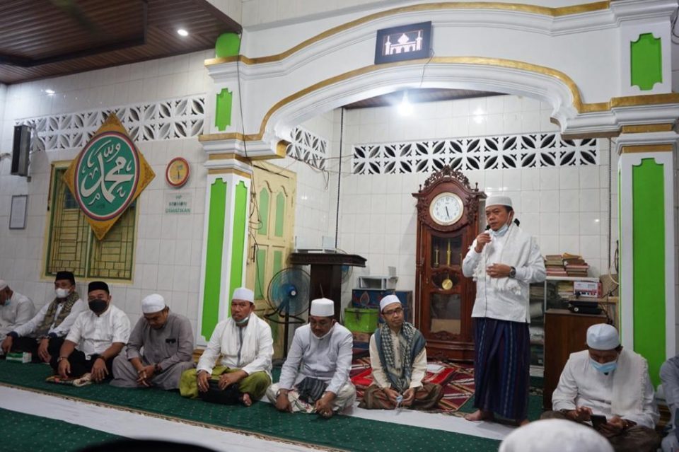 Al Haris Tekankan Pendidikan Agama ke Generasi Muda