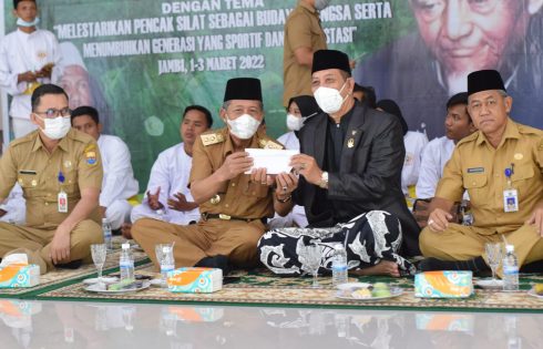 Buka Kejurwil Pencak Silat Pagar Nusa, Sani Semangati Atlet