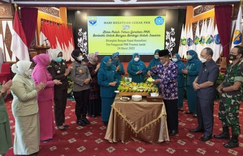 SANI HARAP KADER PKK LEBIH KREATIF DAN INOVATIF