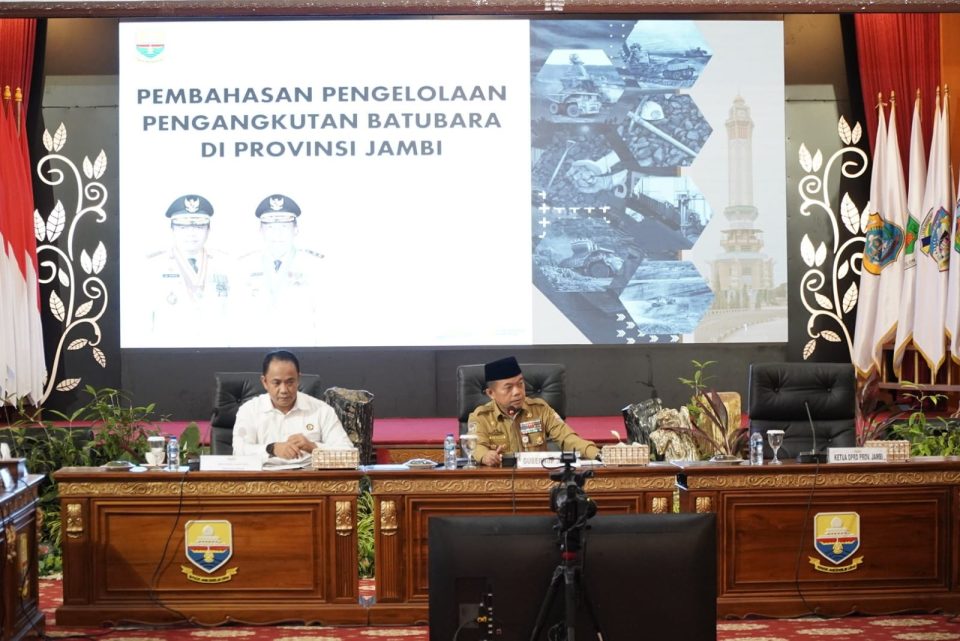 AL HARIS TEGASKAN PERUSAHAAN PATUHI ATURAN