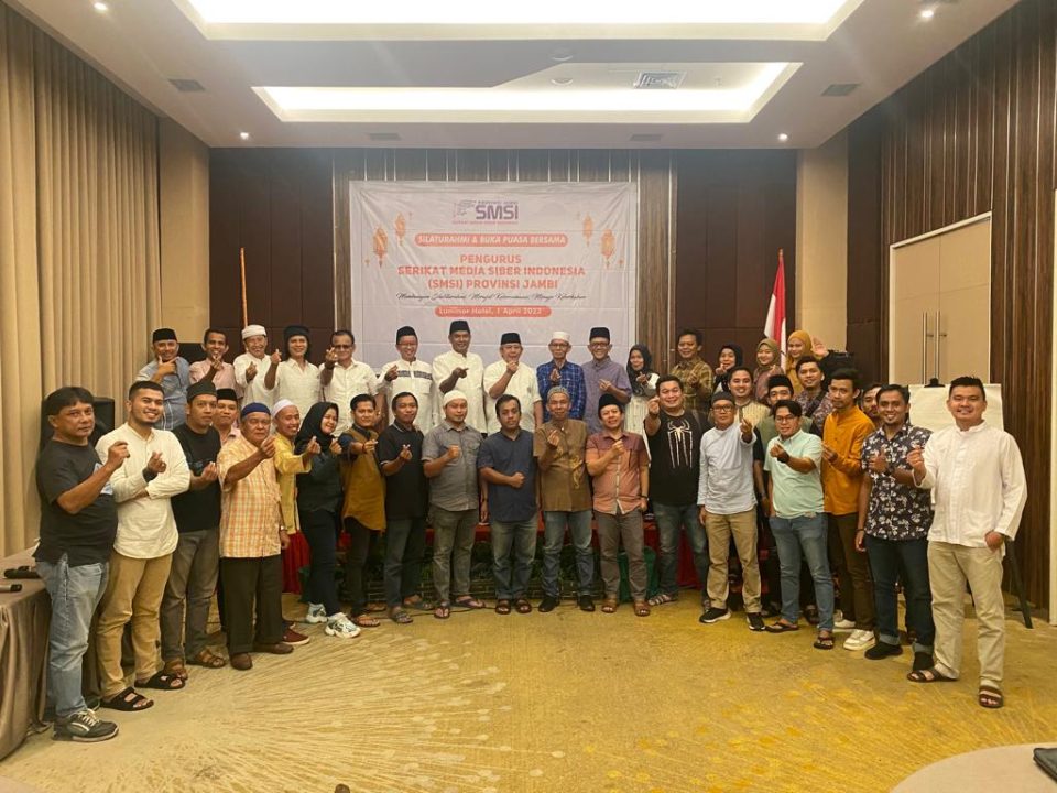 Bangun Silaturrahmi, SMSI Jambi Bukber di Hotel Berbintang