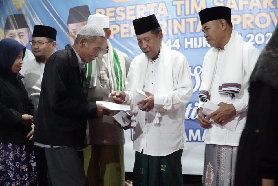 Safari Ramadhan, Wagub Sani Ajak Warga Tingkatkan Kepeduliaan Sosial