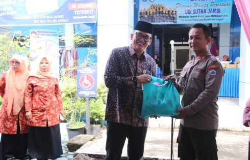 Ariansyah Apresiasi Kegiatan DWP UIN STS Peduli Keluarga PKH