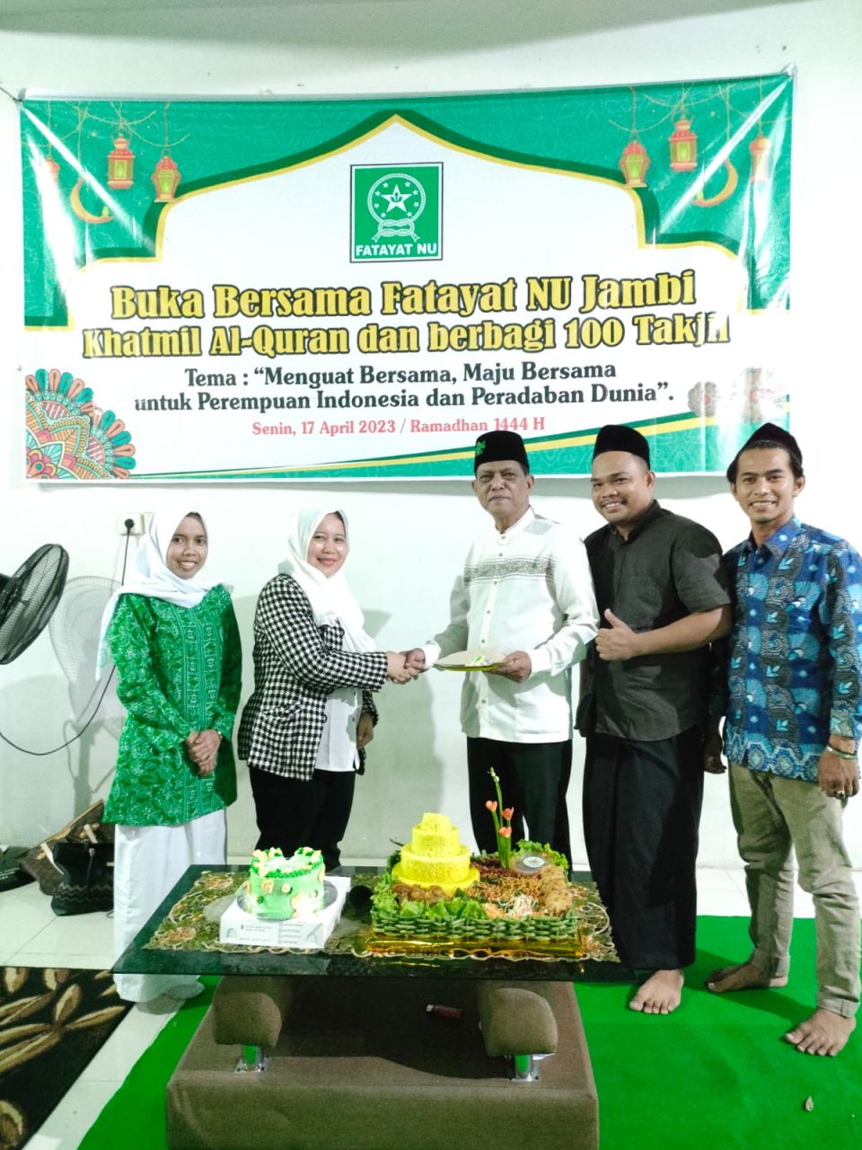 Buka Bersama, Fatayat NU Jambi Santuni Guru Ngaji Perempuan