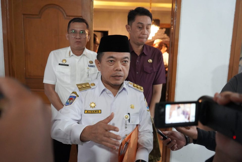 SIAGA KARHUTLA, GUBERNUR AL HARIS : KITA SUDAH SIAPKAN PERSONIL