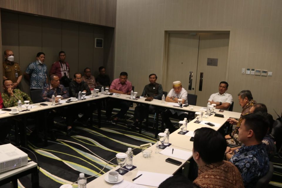 Gubernur Al Haris: Jalan Khusus Batubara Sudah Mulai Dikerjakan, Kita Terus Pantau Perkembangannya