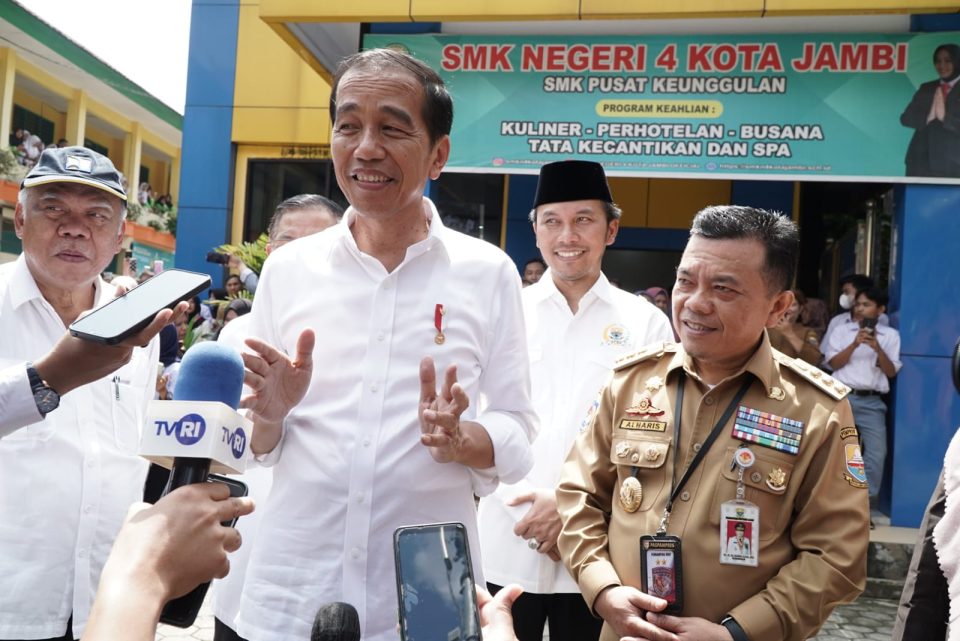 Dibawah Binaan Gubernur, Presiden Jokowi Takjub dengan SMKN 4