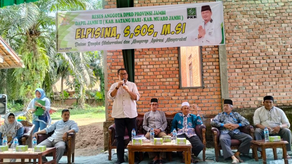 Reses di Sungai Baung, Ning Elvis Janjikan Dana Desa Rp. 5 Miliar per Desa