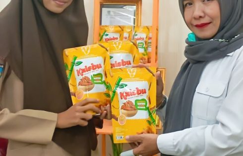 Kreatif! Alumni AHM Best Student Jambi Olah Ampas Tebu jadi Cemilan Enak