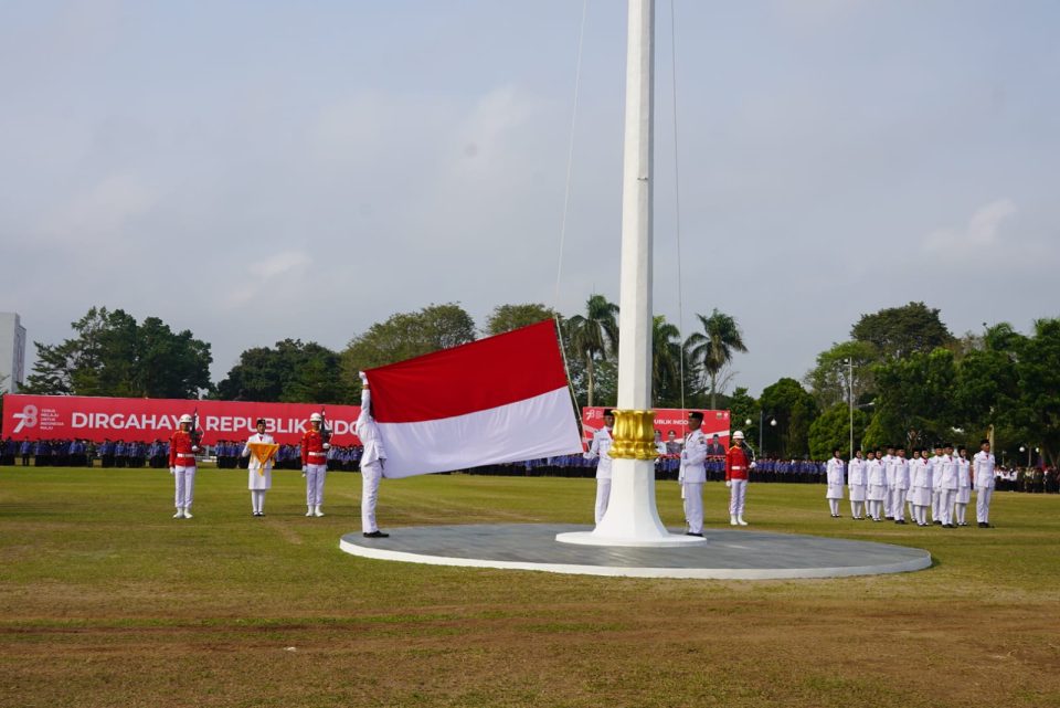 Wow! Dalamnya Filosofi Tanggal 17-8-1945, Begini Kata Almarhum KH Maimoen Zubair