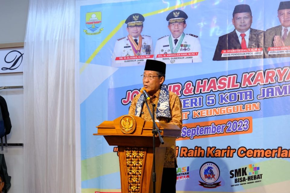 Wagub Sani : Job Fair Dapat Tekan Tingkat Kemiskinan dan Mengurangi Kesenjangan Ekonomi Masyarakat