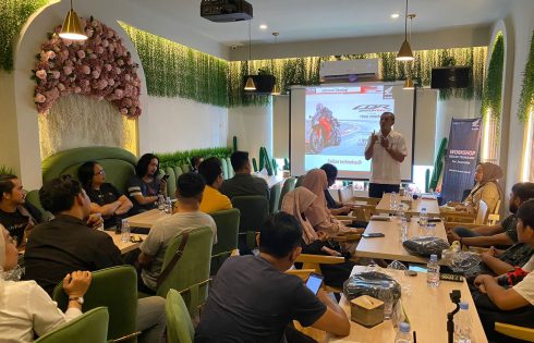 Gandeng Jurnalis Media, Sinsen Gelar Workshop Bedah Teknologi Honda