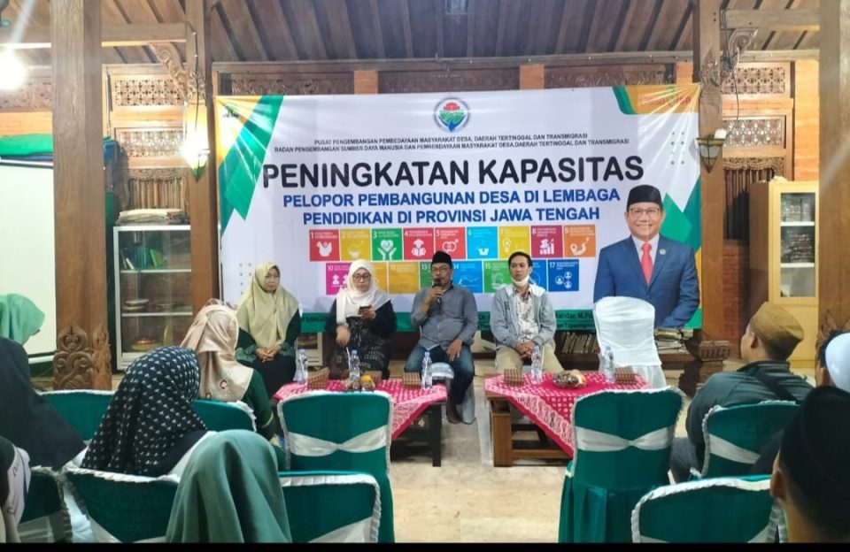 Bertempat di Ponpes Hasyim Asy’ari, Kemendes PDTT RI Tingkatkan Kapasitas Mujahid Pembangunan Desa