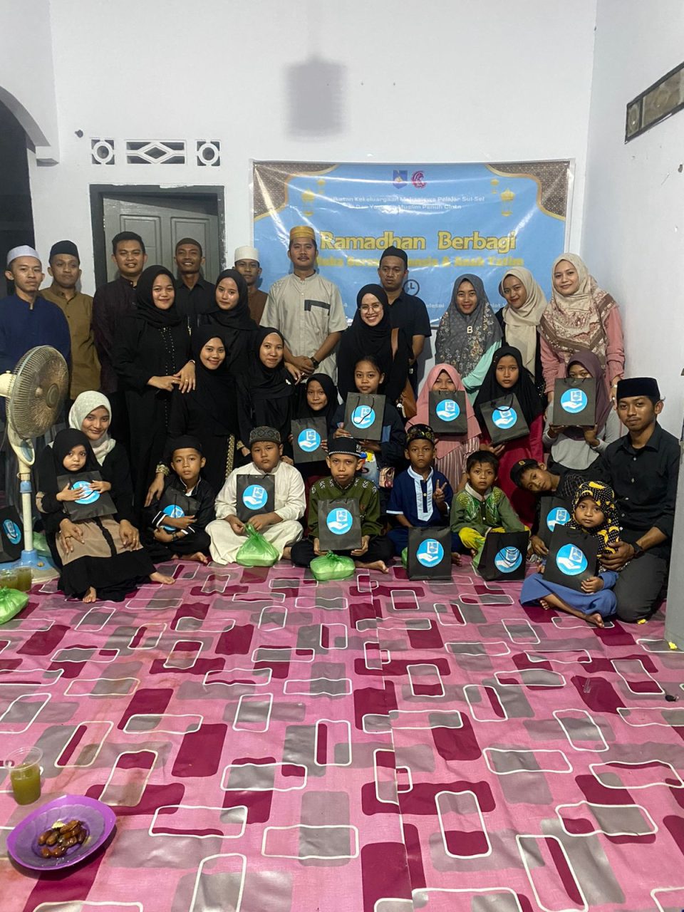 Dalam Rangka Ramadhan Berbagi, IKAMI Sul-Sel Tanjab Barat Bukber Bersama Anak Yatim dan Lansia
