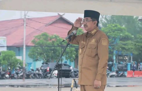 Bupati Tanjab Barat Memimpin Apel Gabungan Dan Silaturahmi ASN Maupun Non ASN Pasca Cuti Lebaran Idul Fitri 1445 H