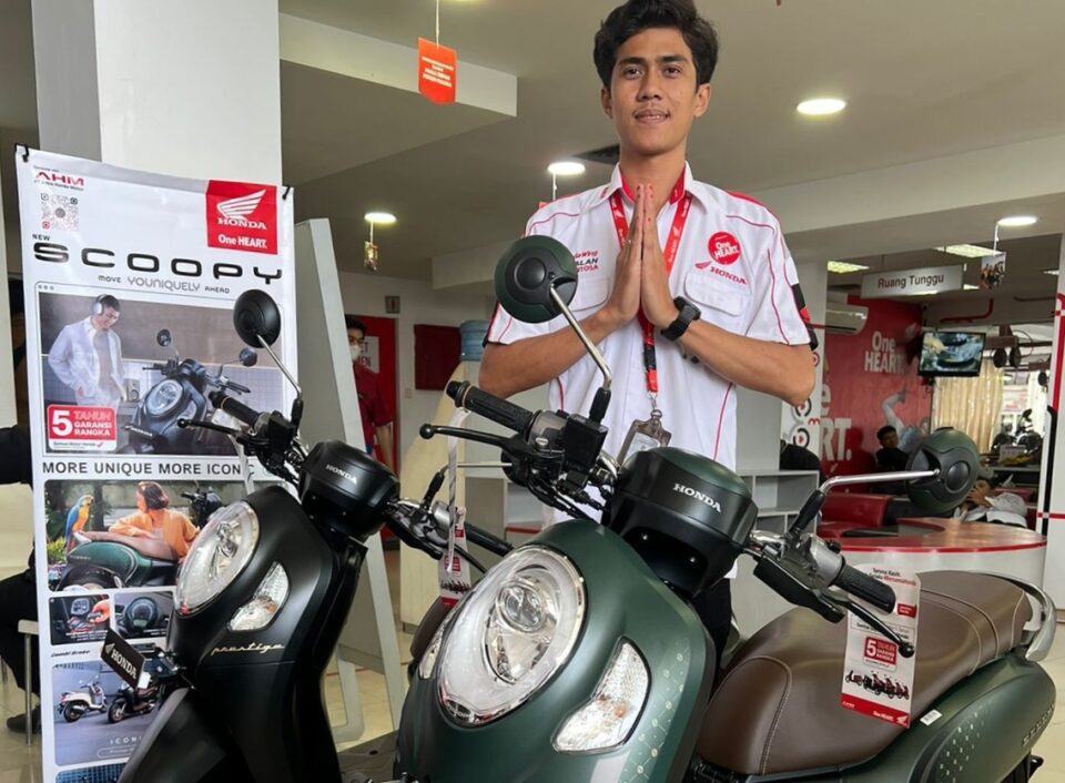 Uniqely Ahead, Tampil Modis bersama New Honda Scoopy