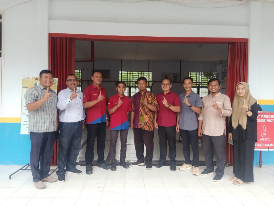 Sinsen Terus Dukung Pengembangan Vokasi Teknik Sepeda Motor di Jambi