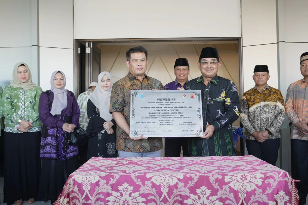 Foto Peresmian Gedung Petro Berkah Pengabuan Convention Center
