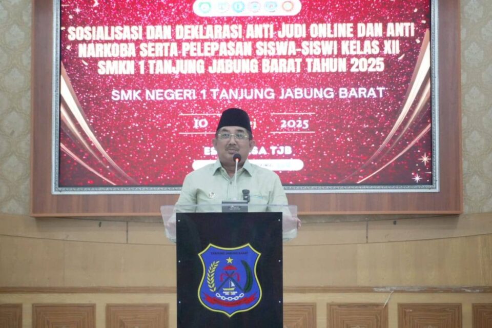 Bupati Tanjung Jabung Barat Anwar Sadat Deklarasikan Gerakan Anti Judi Online dan Anti Narkoba
