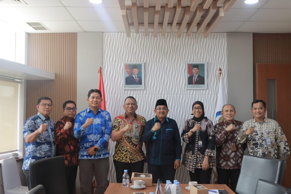 Bupati Tanjab Barat Audiensi ke KKP Bahas Sinergi Program Pembangunan Perikanan Budidaya