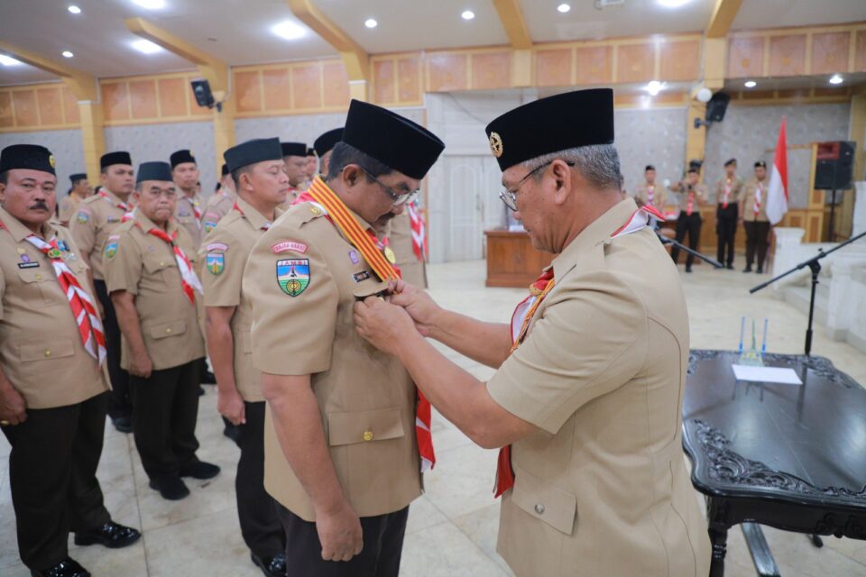 Bupati Tanjab Barat Resmi Dilantik sebagai Ketua Kamabicab Gerakan Pramuka Masa Bakti 2024-2029