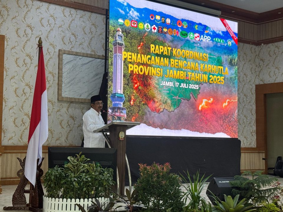 Siaga Total Karhutla 2025: Bupati Anwar Sadat Paparkan Strategi & Alokasi Dana Rp1,7 Miliar untuk Selamatkan Hutan Tanjab Barat
