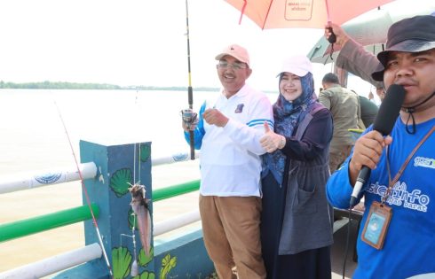 Mancing Mania 2025: Bupati Anwar Sadat Bukti Komitmen Wujudkan 'Serengkuh Dayung Serentak Ke Tujuan' di HUT RI & Tanjab Barat