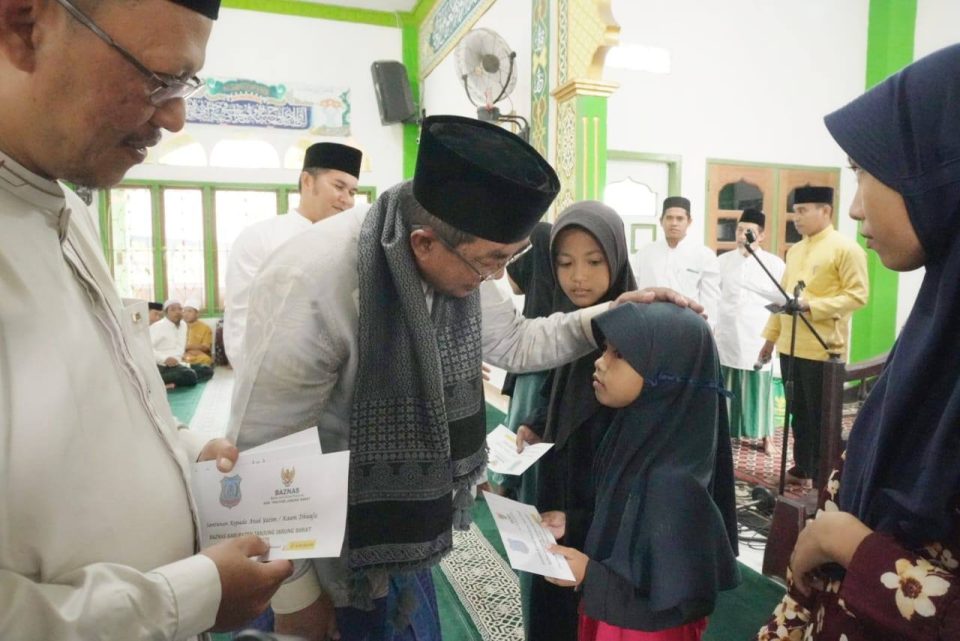 Dari Mimbar Jumat ke Pembangunan Nyata: Safari Bupati Anwar Sadat Beri Berkah dan Solusi untuk Warga Bram Itam
