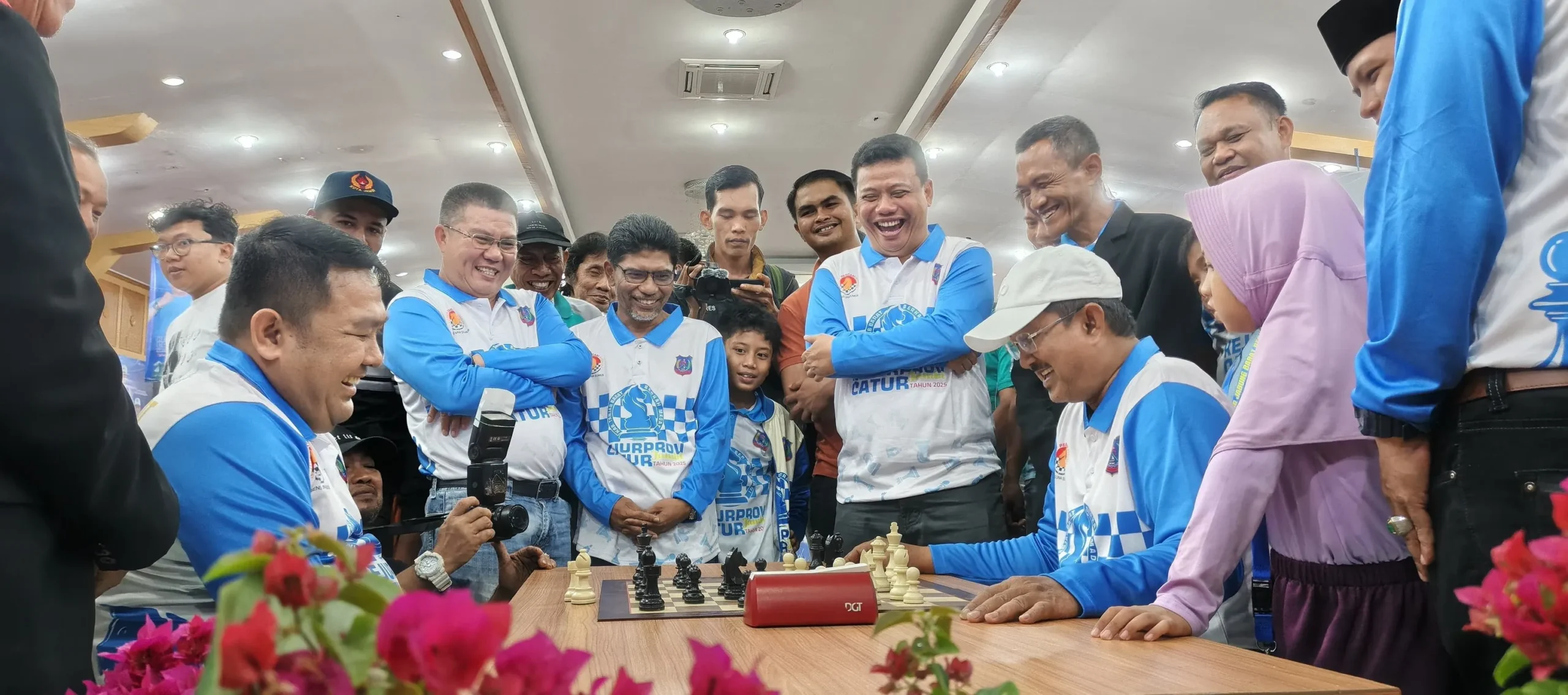 Bupati Anwar Sadat Resmi Buka Kejurprov Catur 2025 dan Bupati Cup di Tanjung Jabung Barat