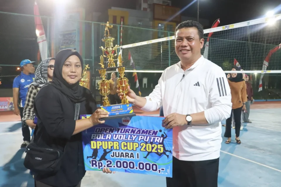 DPUPR Cup 2025 Resmi Ditutup: Wabup Katamso Dorong Sportivitas dan Prestasi Bola Voli Tanjab Barat